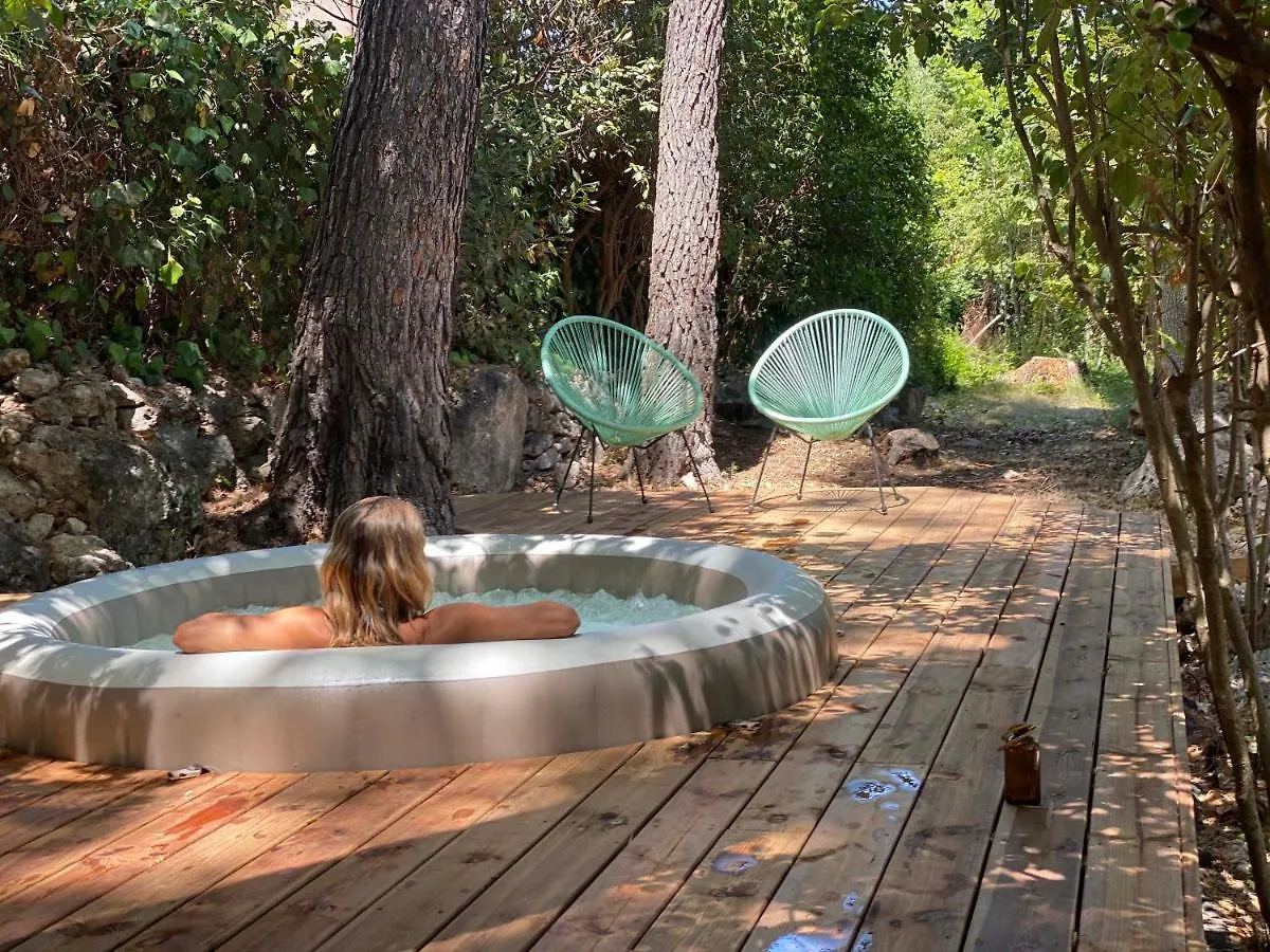 Les Roulottes De Bayama - Logement Insolite Avec Jacuzzi Mougins 0*,